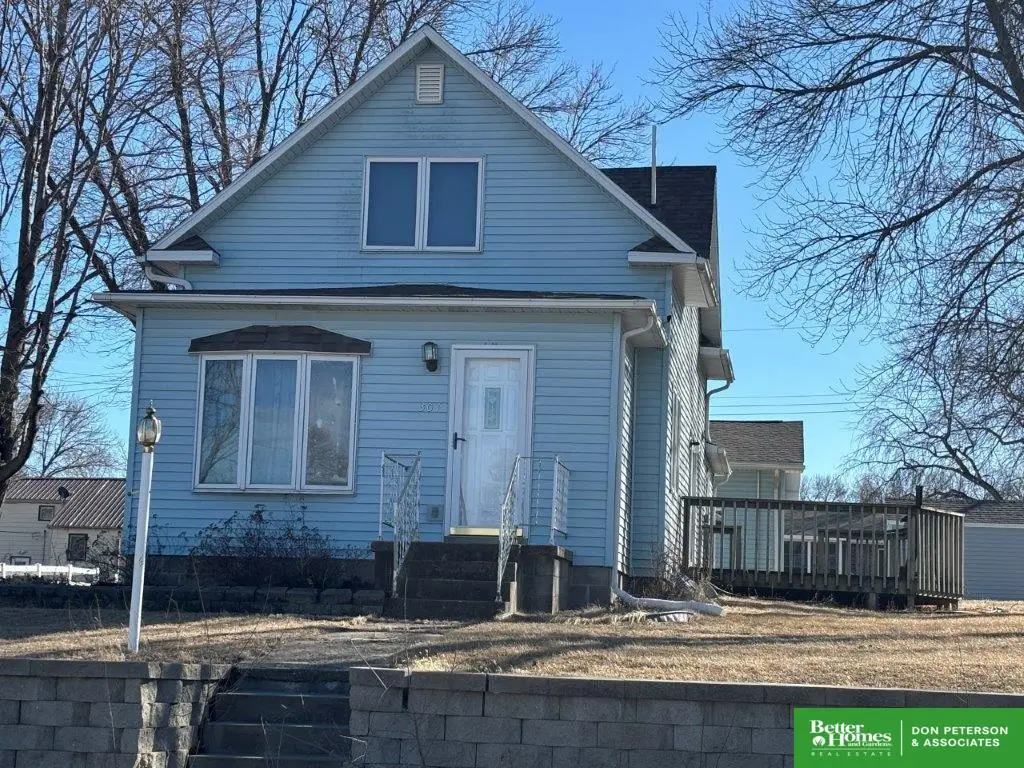 301 W Elm Street, Hartington, NE 68739 - #1