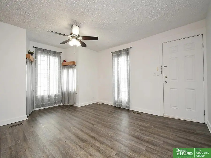 558 W 7th Street, York, NE 68467 - #2