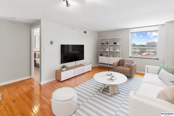 105 N 31 Avenue #607, Omaha, NE 68131