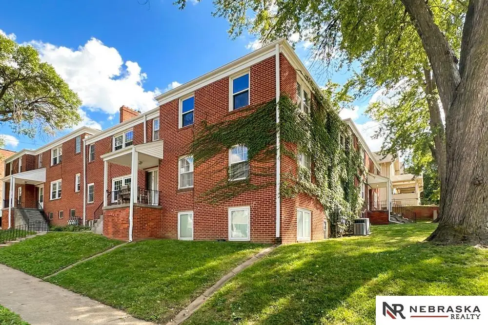 3167 Jackson Street #25, Omaha, NE 68105 - #1