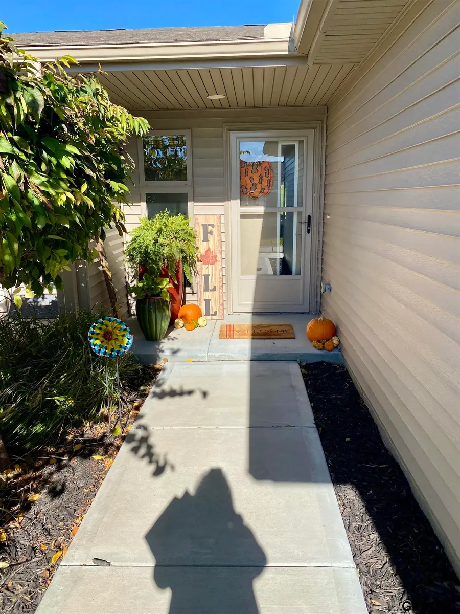 17058 Nicholas Street, Omaha, NE 68118 - #2