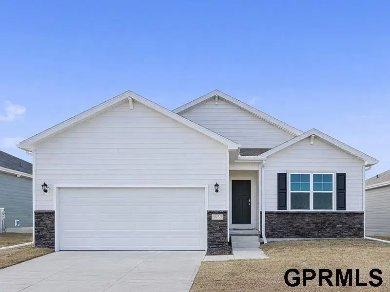 6678 Bluebell Street, Papillion, NE 68133 - #1