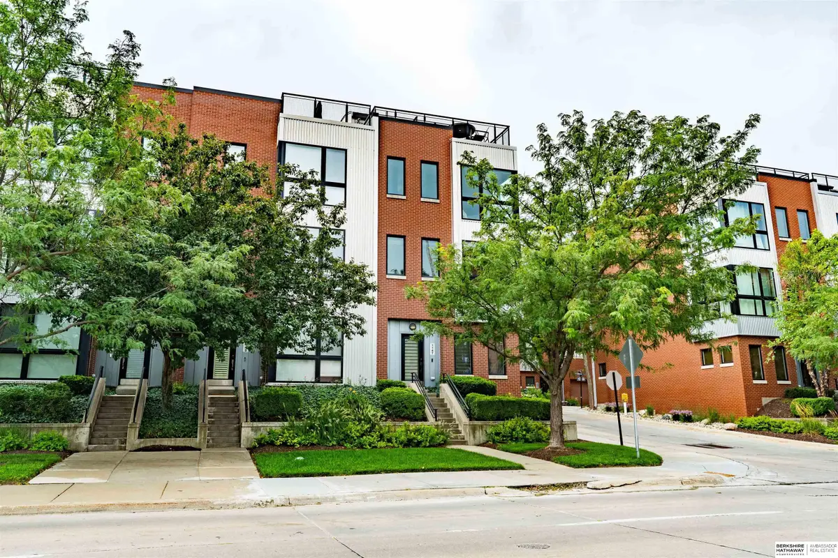 1147 Leavenworth Street, Omaha, NE 68102 - #1