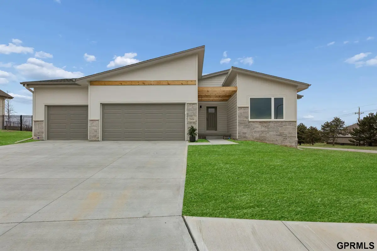 21108 Hartman Avenue, Elkhorn, NE 68022 - #1