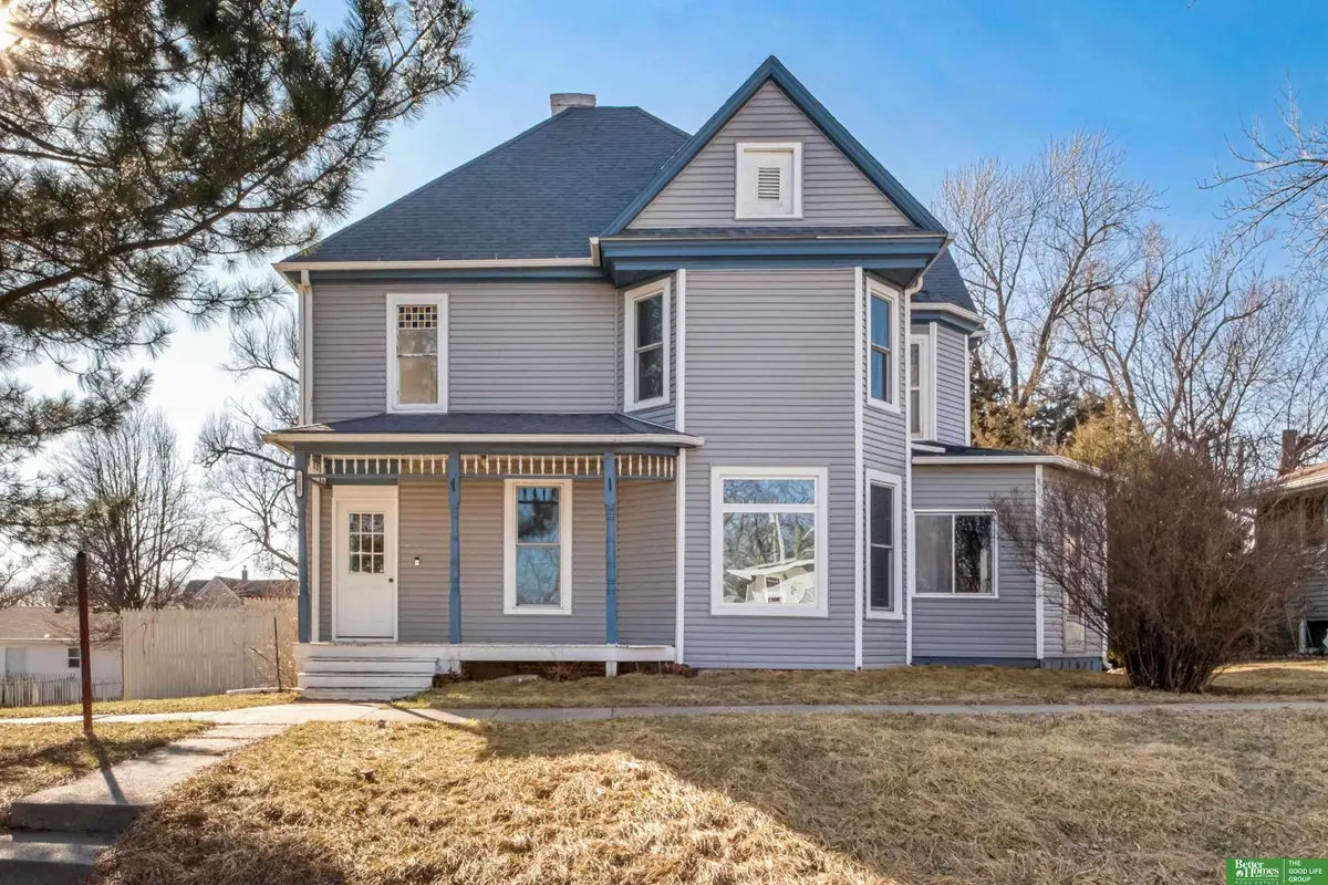 225 N 4th Street, Arlington, NE 68002 - #1