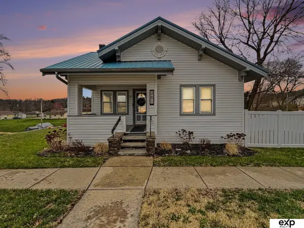 201 West P Street, Weeping Water, NE 68436