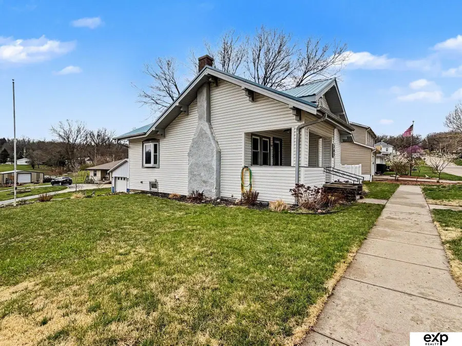 201 W P Street, Weeping Water, NE 68436 - #3