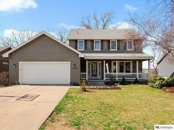 11840 S 219th Avenue, Gretna, NE 68028