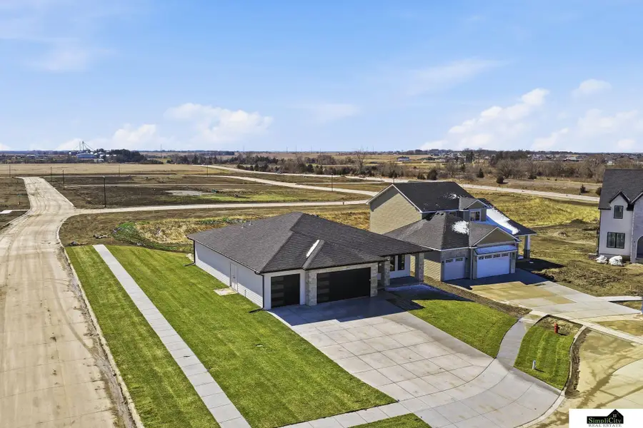 8521 Butterfly Court, Lincoln, NE 68526 - #2