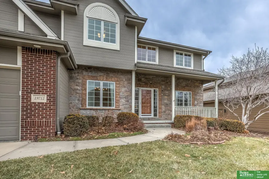 19712 Hansen Avenue, Omaha, NE 68130 - #2