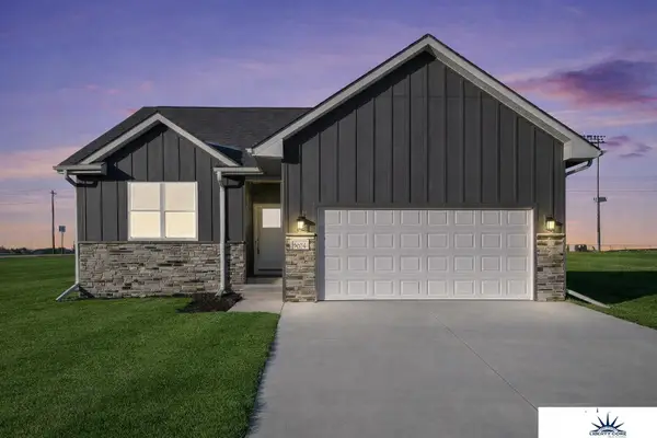 12162 S 115th Street, Papillion, NE 68046