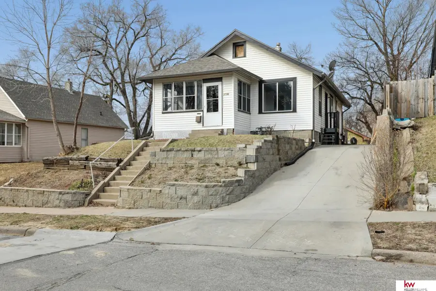 2736 S 9 Street, Omaha, NE 68108 - #3