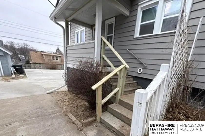 2724 N 47th Avenue, Omaha, NE 68104 - #2