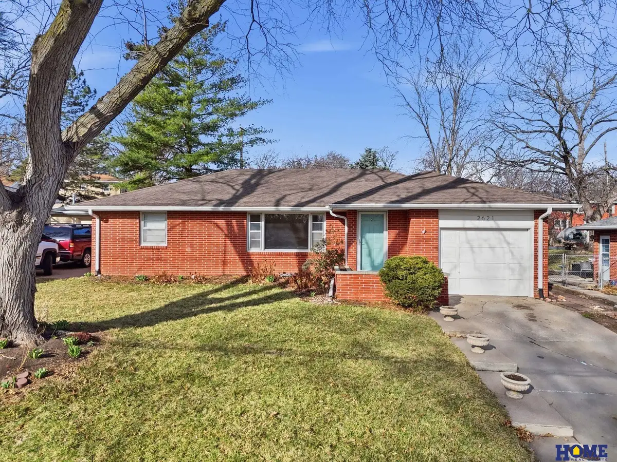 2621 S 40th Street, Lincoln, NE 68506 - #1