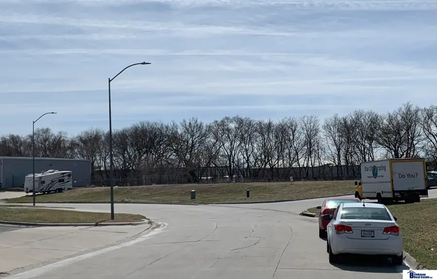 133 Harwood Court, Lincoln, NE 68502 - #3