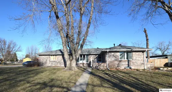 3748 N 44th Street, Lincoln, NE 68504