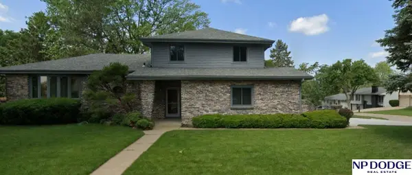 4929 Glenmorrie Drive, Omaha, NE 68157