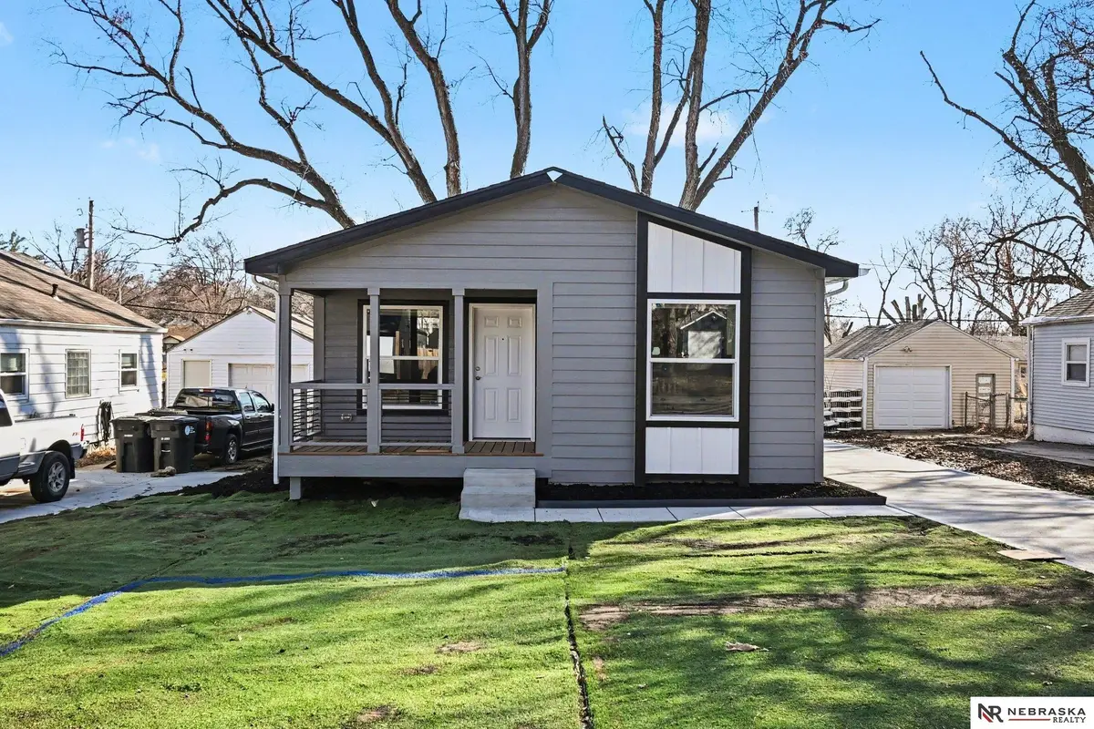 6775 Hamilton Street, Omaha, NE 68132 - #1