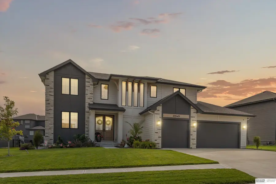 20545 Hartman Avenue, Elkhorn, NE 68022 - #3