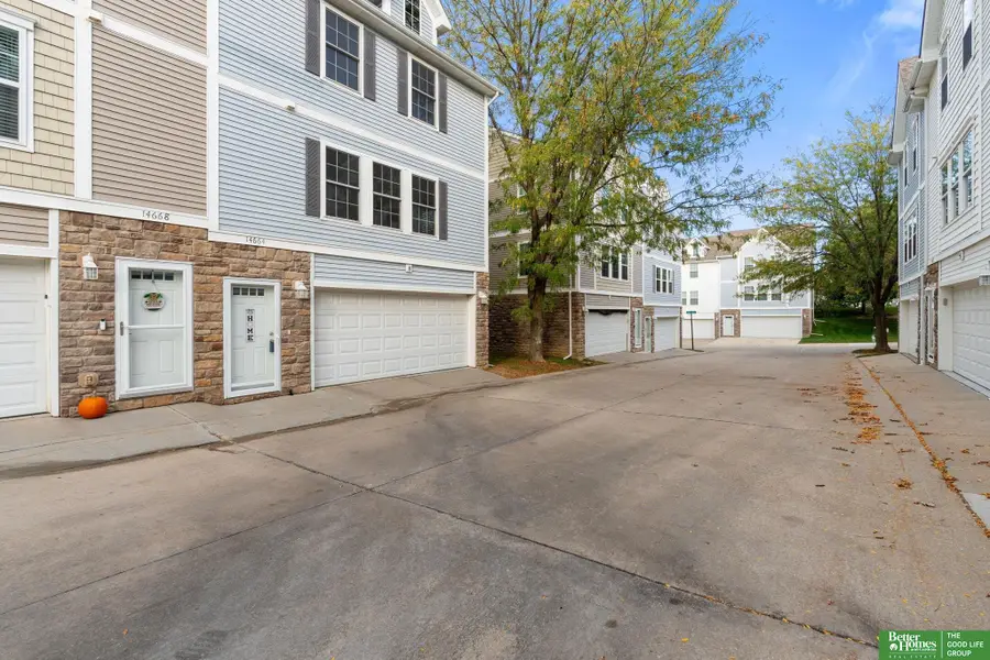 14664 Taylor Plaza, Omaha, NE 68116 - #2