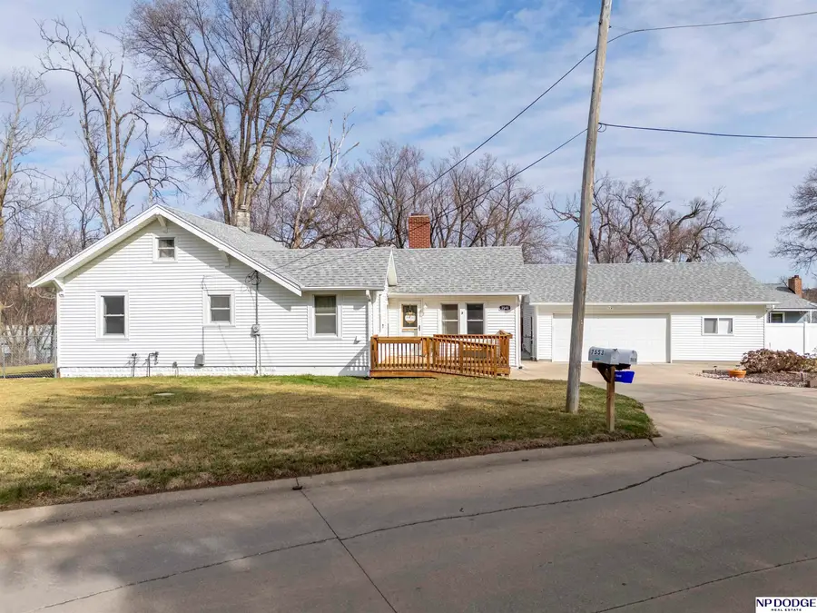 7548 Lawndale Drive, Omaha, NE 68134 - #2