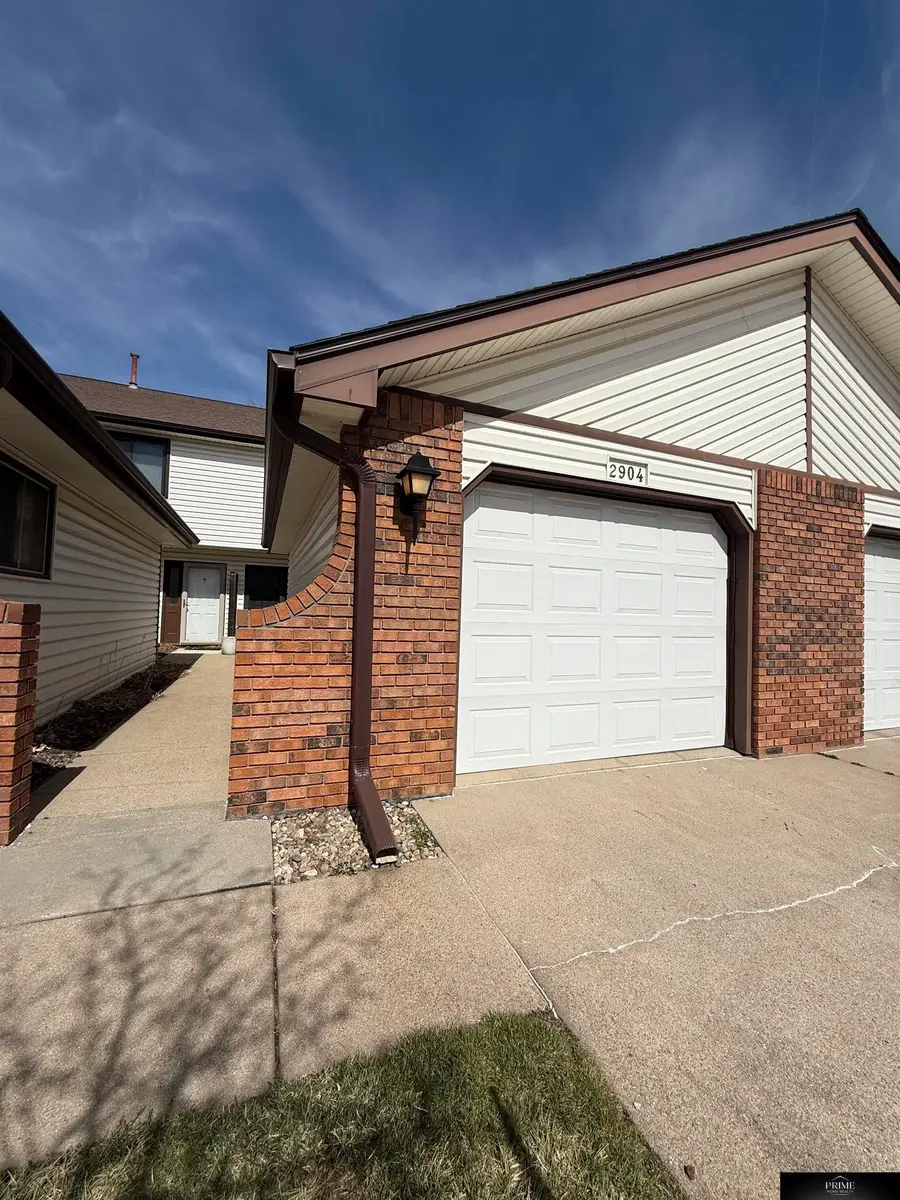 2904 Londonshire Court, Lincoln, NE 68516 - #2