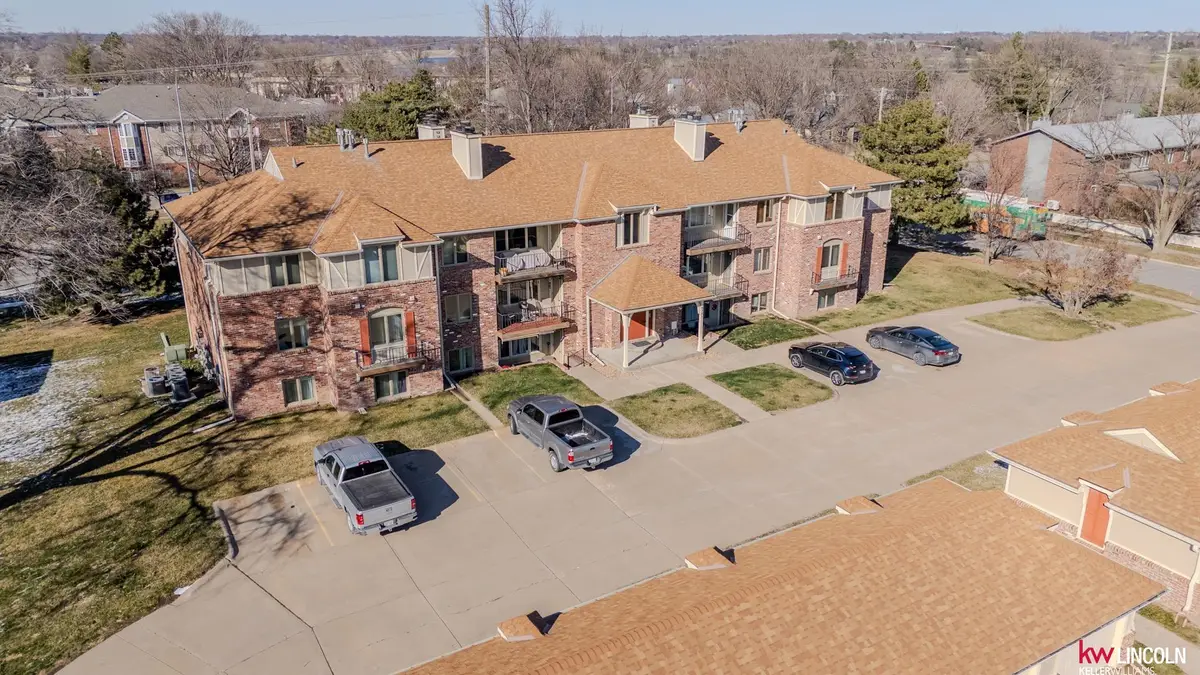 4321 S 58 Street #7, Lincoln, NE 68516 - #1