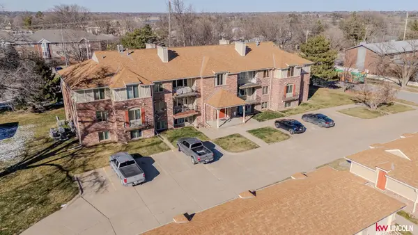 4321 S 58 Street #7, Lincoln, NE 68516