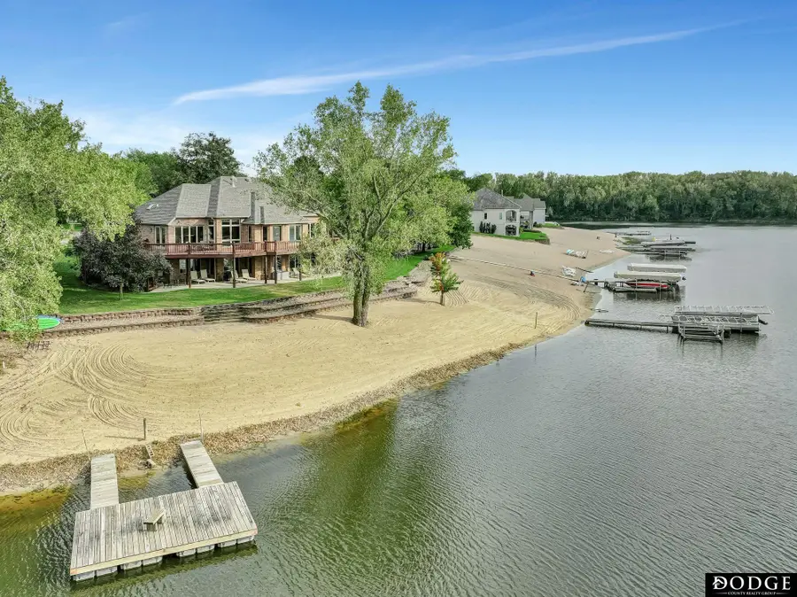 1919 Buena Vista Point, Fremont, NE 68025 - #3