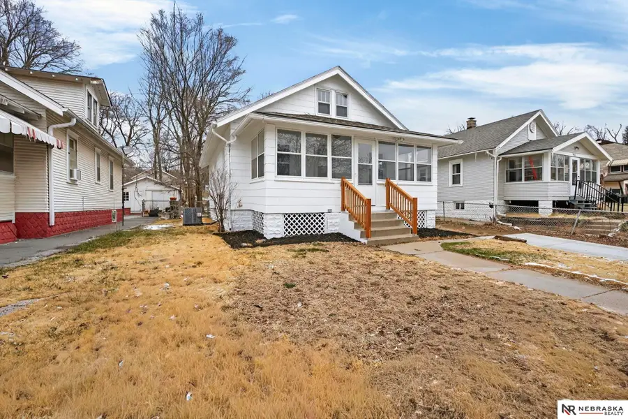 4516 Larimore Avenue, Omaha, NE 68104 - #3