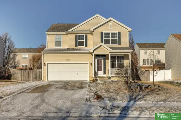 2408 S Mineral Drive, Papillion, NE 68046