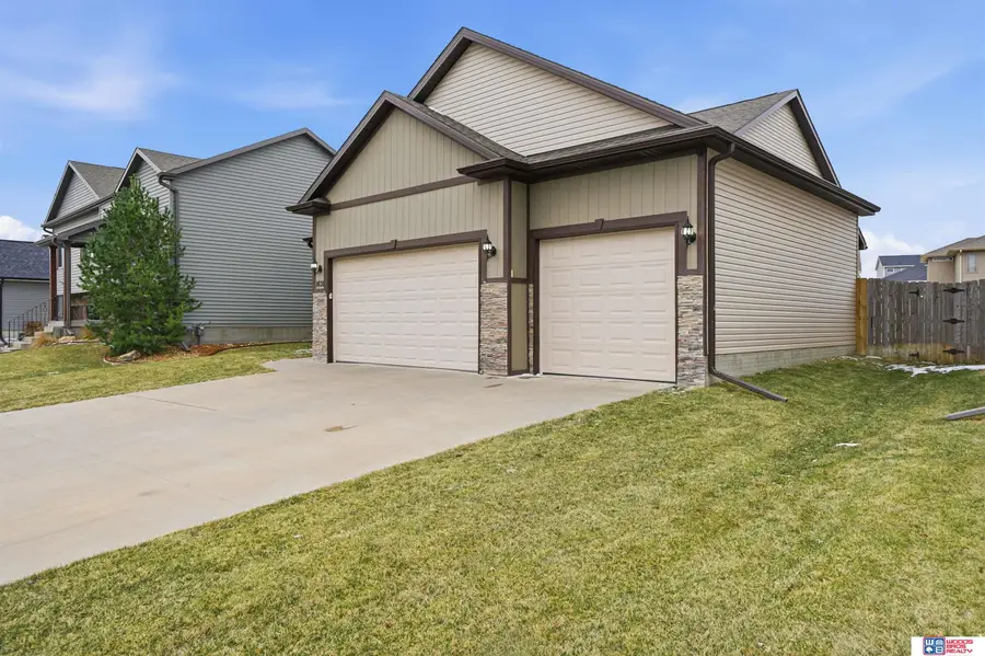 1631 Torreys Drive, Lincoln, NE 68521 - #2