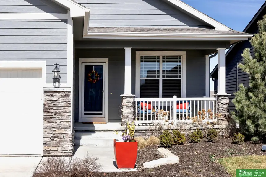 20602 E Street, Elkhorn, NE 68022 - #2