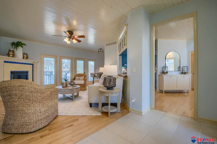 701 Fenwick Street, Papillion, NE 68046 - #3