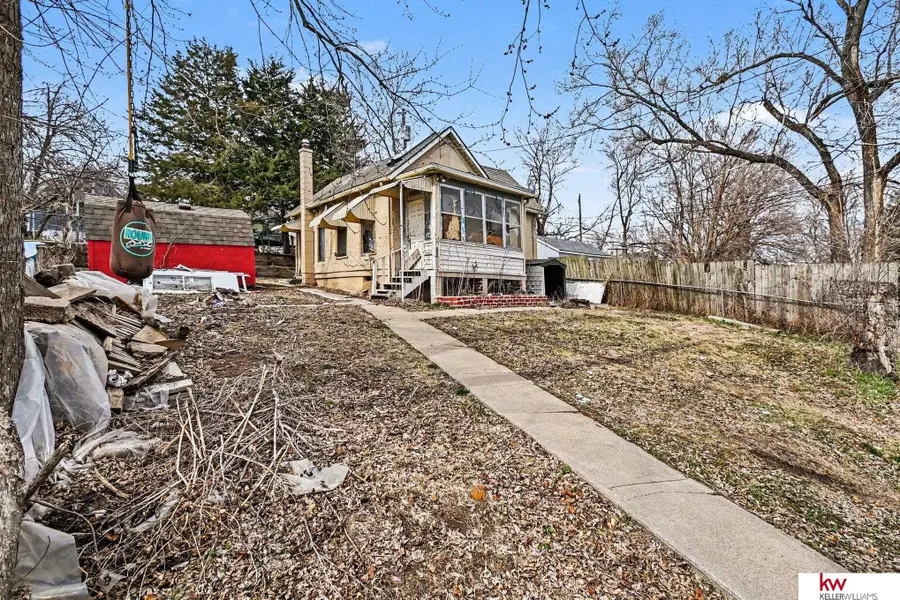 3026 S 18th Street, Omaha, NE 68108 - #3