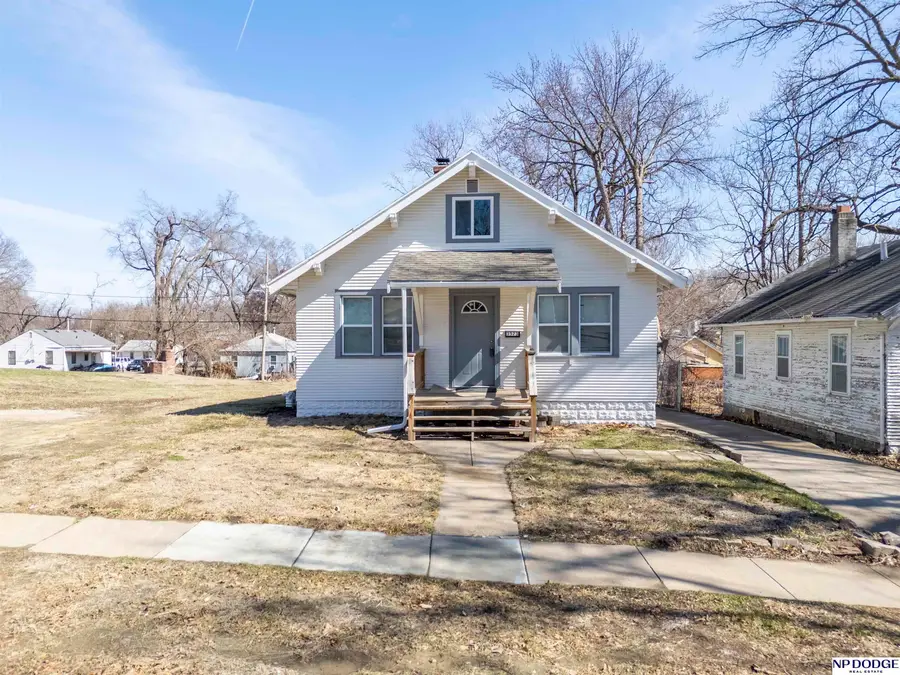 3523 N 40th Street, Omaha, NE 68111 - #2