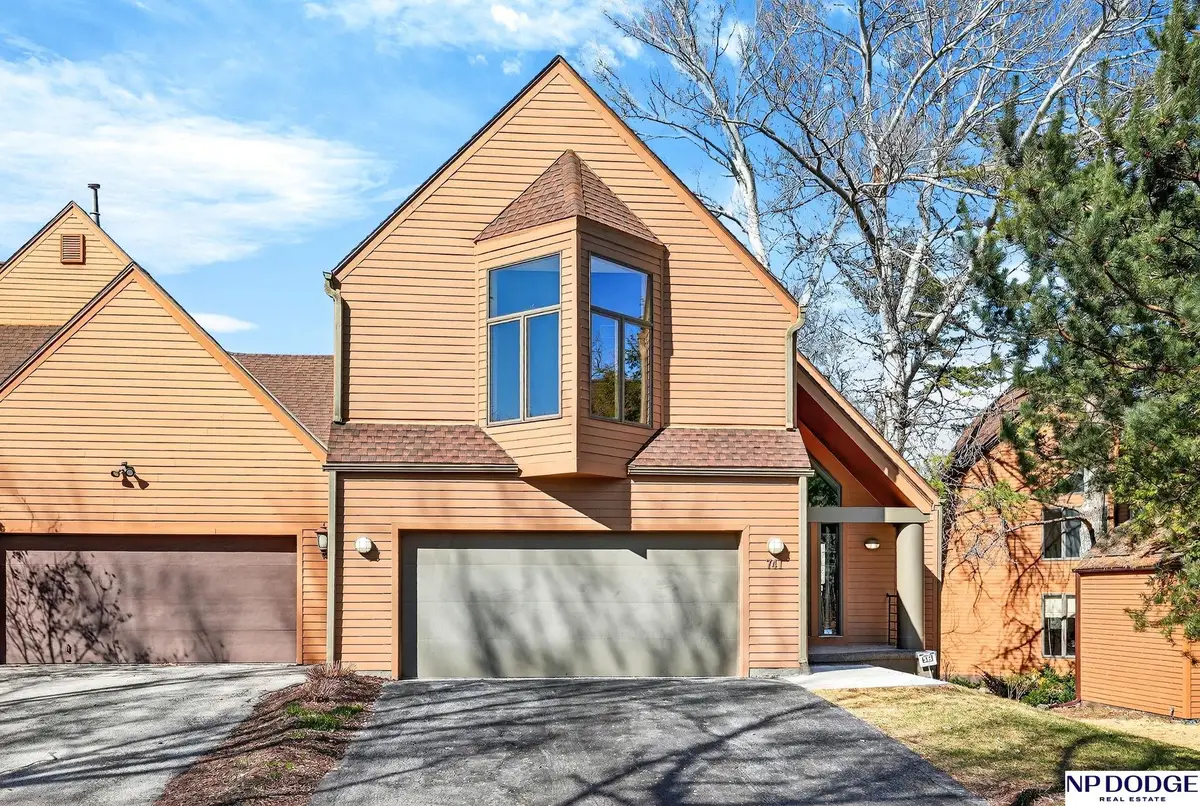 741 N 89th Plaza, Omaha, NE 68114 - #1