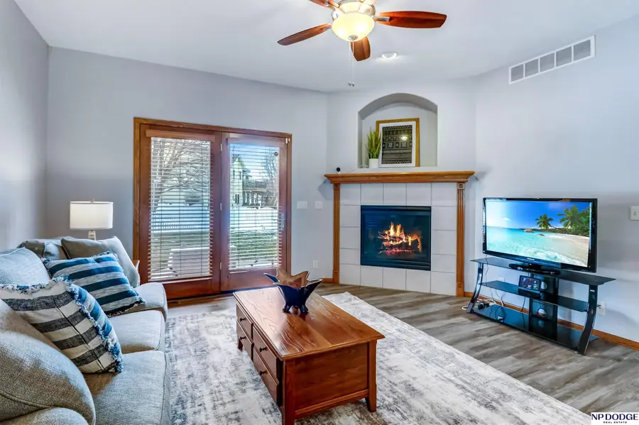 7715 S 94 Street, La Vista, NE 68128 - #3