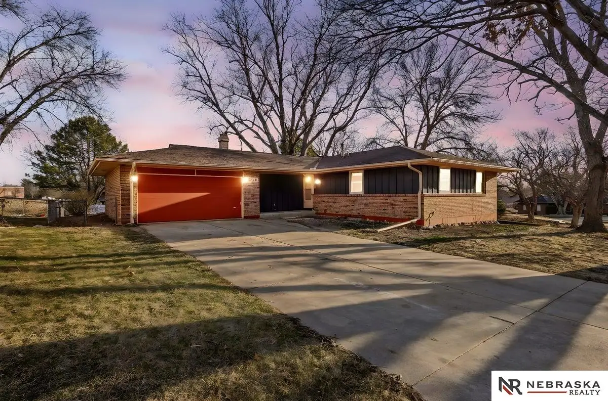 2410 Jameson North, Lincoln, NE 68512 - #1