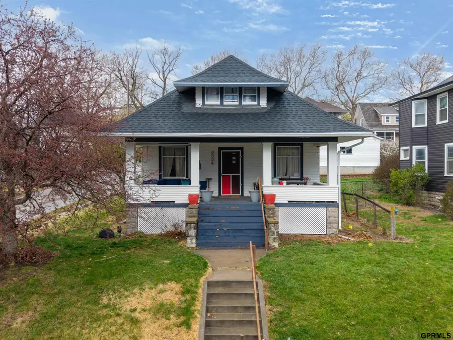 2334 S 31 Street, Omaha, NE 68105 - #2