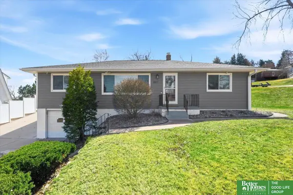 8514 Burt Street, Omaha, NE 68114-9999