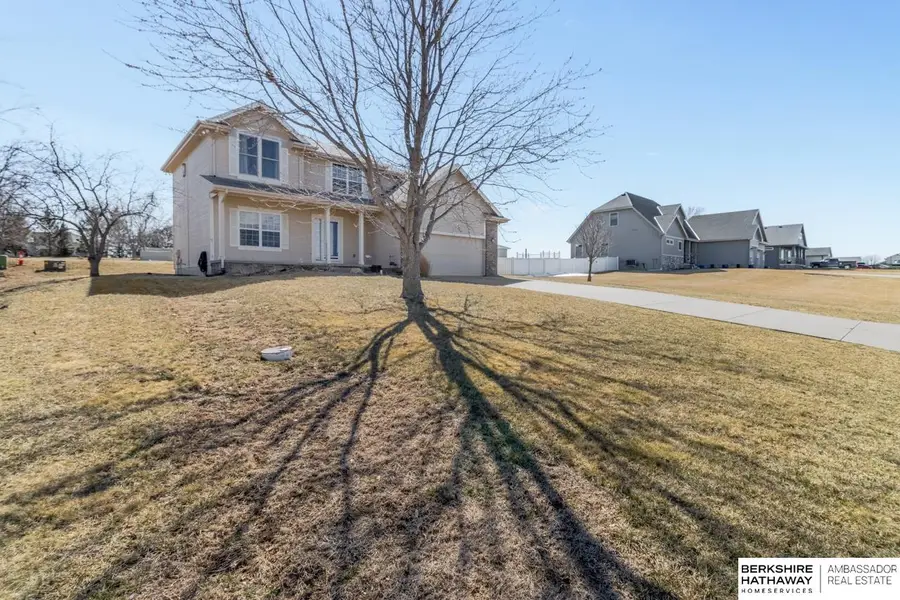 1679 Lake Ridge Drive, Plattsmouth, NE 68048 - #2