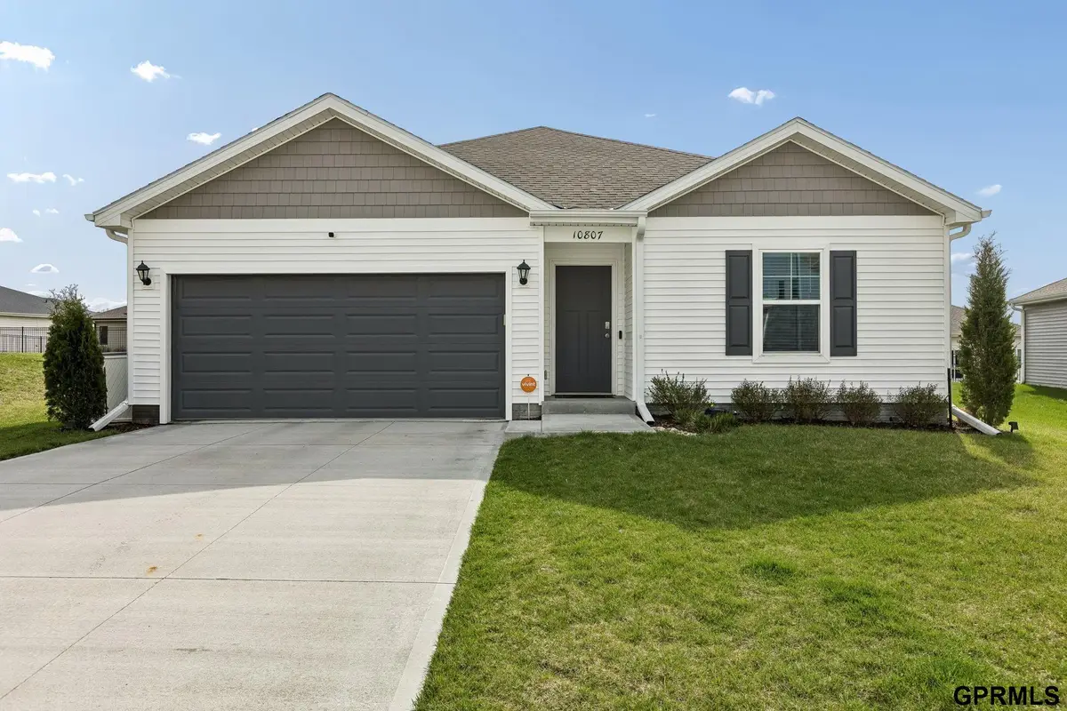 10807 S 177th Street, Omaha, NE 68136 - #1