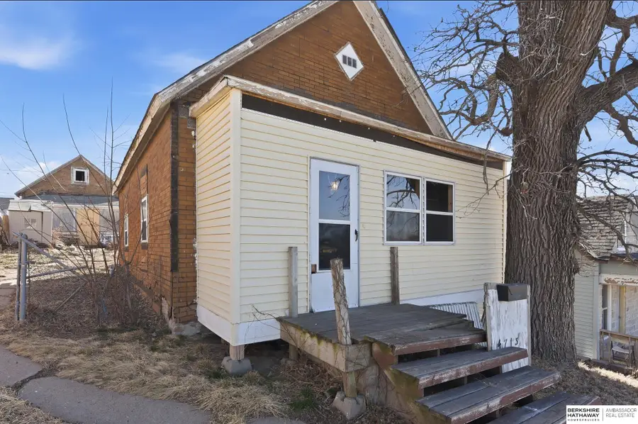 4713 S 20th Street, Omaha, NE 68107 - #3