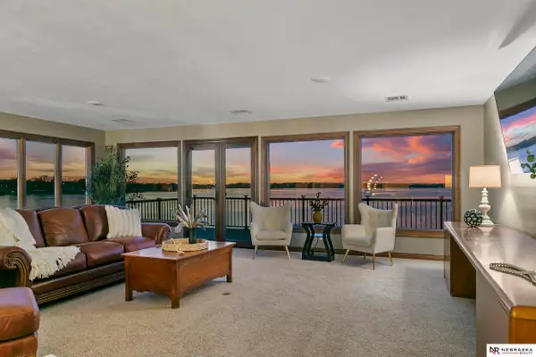 709 Pier 3, Lincoln, NE 68528