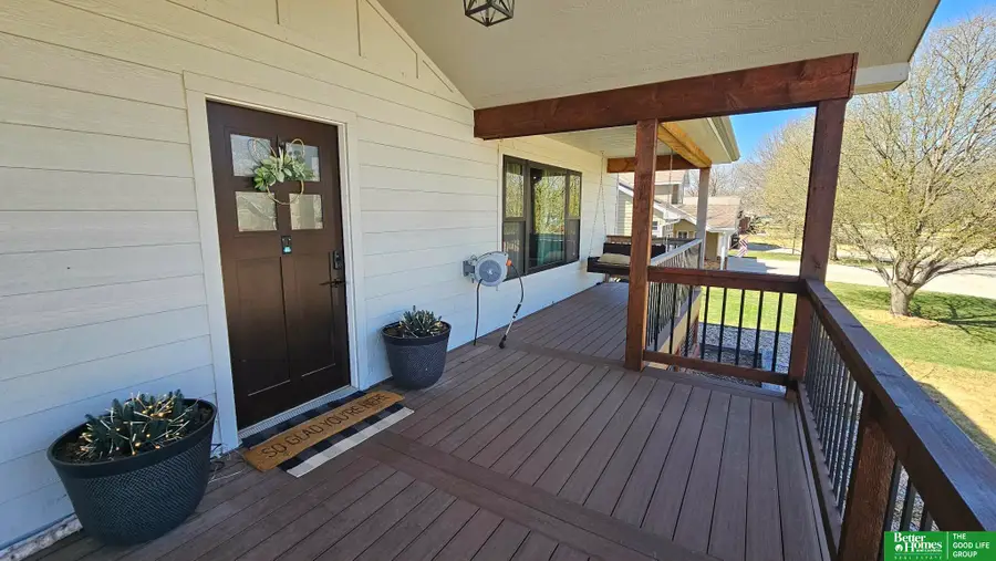 1622 Raell Drive, York, NE 68467 - #3