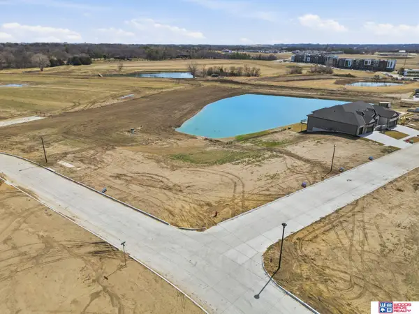 4311 Celestial Lane, Lincoln, NE 68516