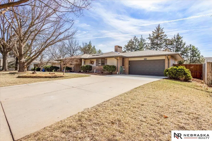 2925 Kucera Drive, Lincoln, NE 68502 - #2