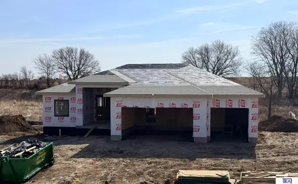 12511 S 87 Street, Papillion, NE 68046