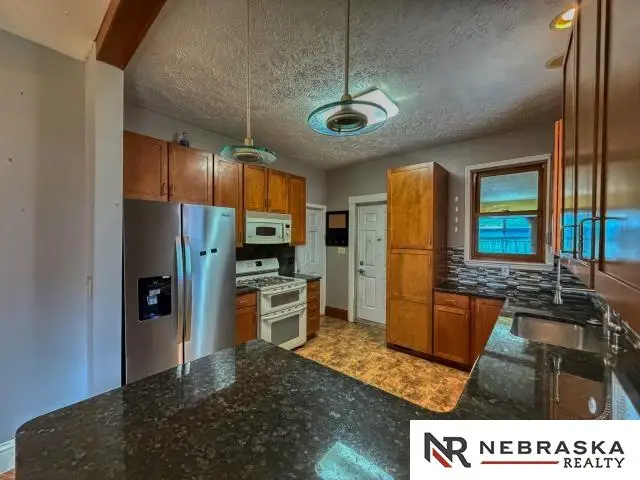 4140 V Street, Omaha, NE 68107 - #2